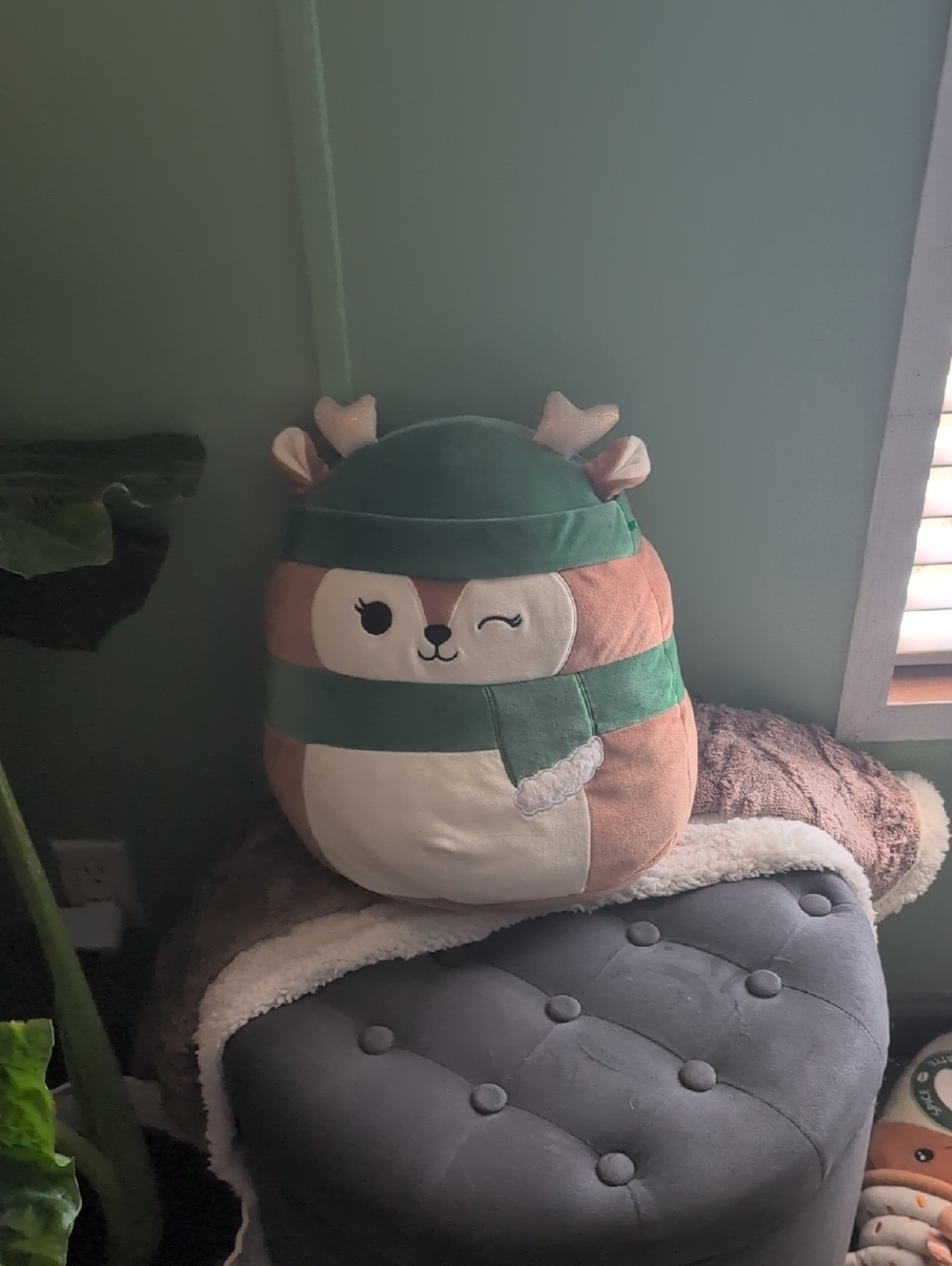 Dawn The Fawn Squishmallo